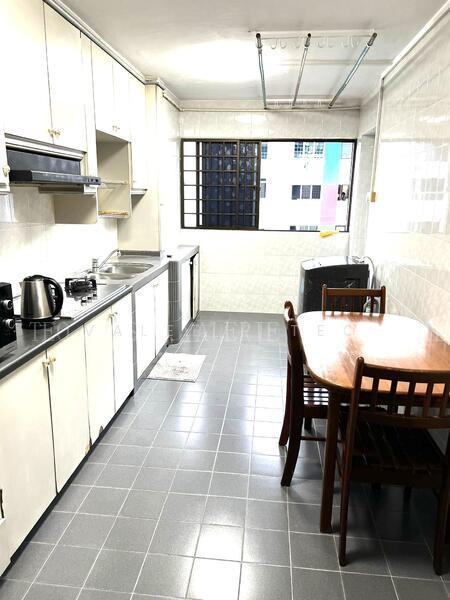 346 Ubi Avenue 1, S$ 650,000 (Negotiable), 904 sqft, HDB - 4 I