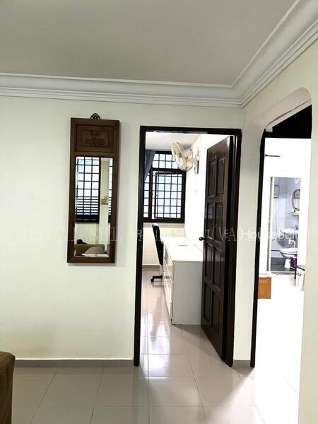 346 Ubi Avenue 1, S$ 650,000 (Negotiable), 904 sqft, HDB - 4 I