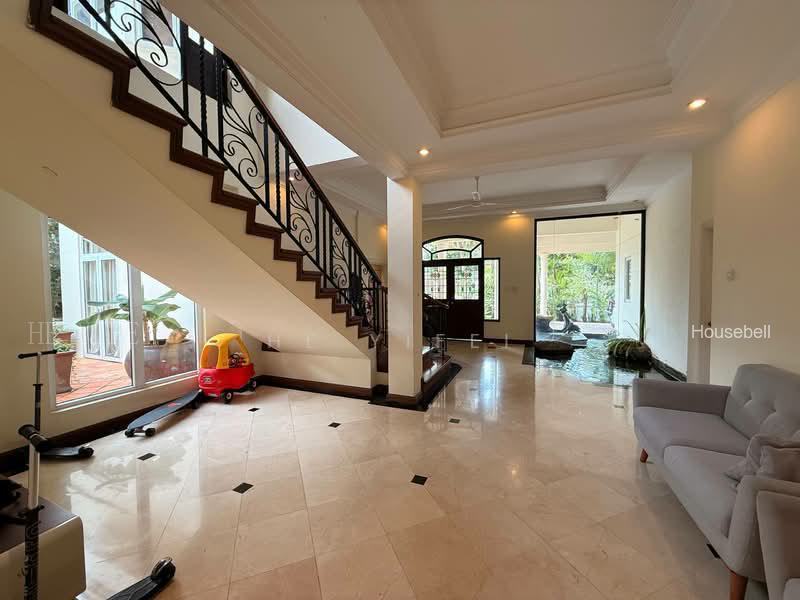 Charming GCB, Victoria Park Road, Bukit Timah Holland Village Enclave, S$ 32,000 (可协商价格) /月, 8,900 sqft, 有地 - Good Class Bungalow