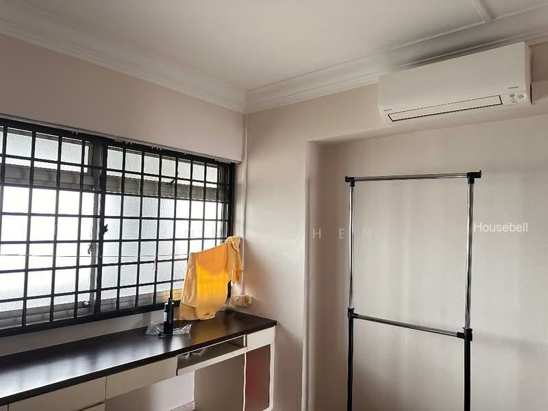 672 Jalan Damai, S$ 850 /月, 组屋 - 4 A