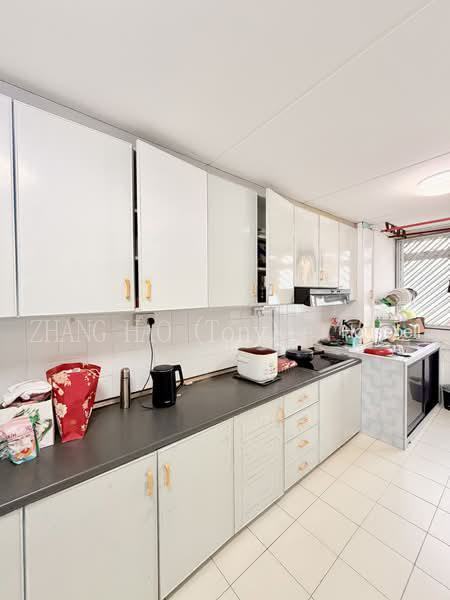113 Simei Street 1, S$ 670,000 (Negotiable), 1,109 sqft, HDB - 4 A