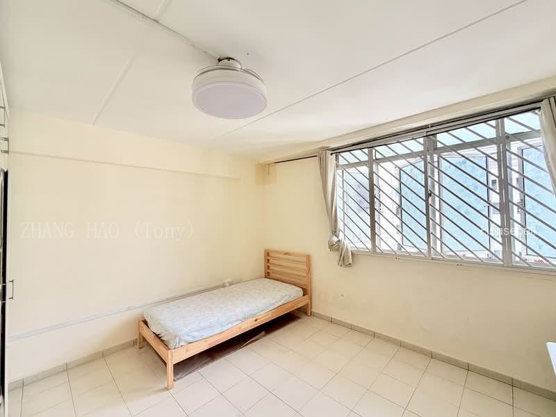 113 Simei Street 1, S$ 670,000 (Negotiable), 1,109 sqft, HDB - 4 A