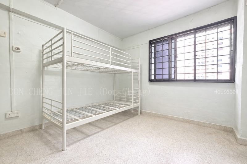 185 Boon Lay Avenue, S$ 320,000 (Negotiable), 635 sqft, HDB - 3 I