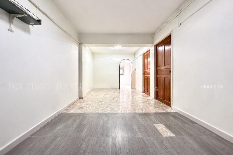 185 Boon Lay Avenue, S$ 320,000 (Negotiable), 635 sqft, HDB - 3 I