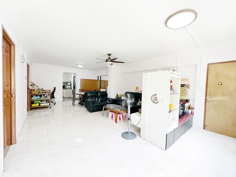 720 Pasir Ris Street 72