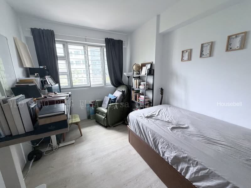 182B Woodlands Street 13, S$ 790,000, 1,216 sqft, HDB - 5 I