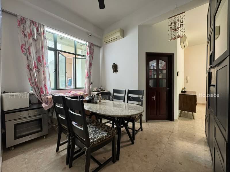 Tanglin Regency, S$ 2,000,000, 1,109 sqft, 公寓 - Condominium