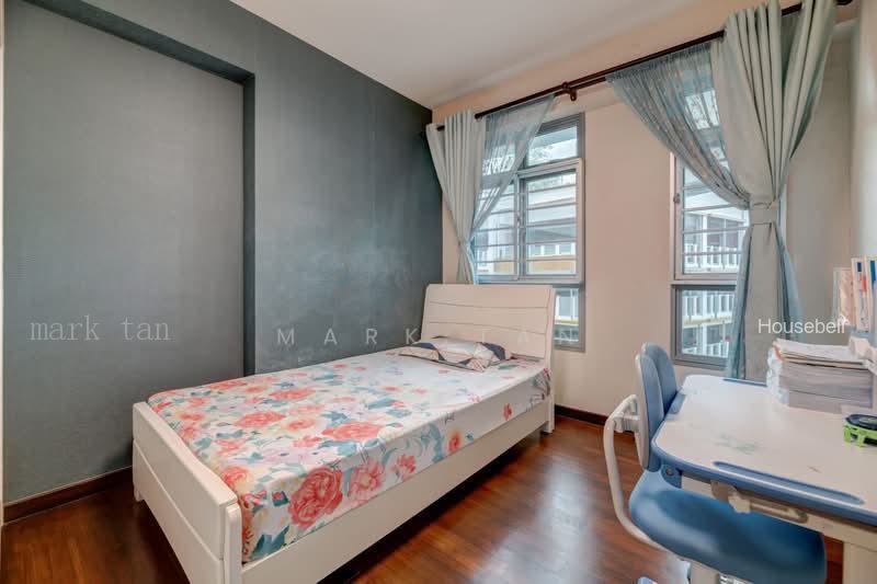 682B Edgedale Plains, S$ 650,000, 1,001 sqft, 组屋 - 4 A