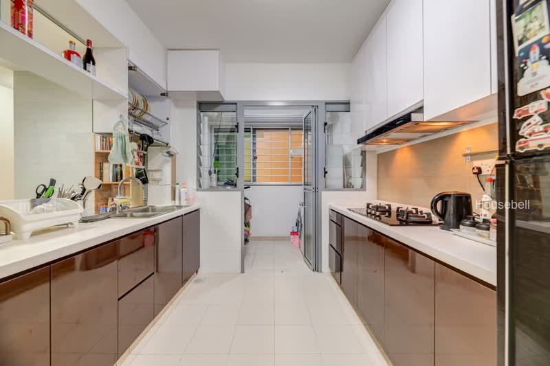 682B Edgedale Plains, S$ 650,000, 1,001 sqft, 组屋 - 4 A