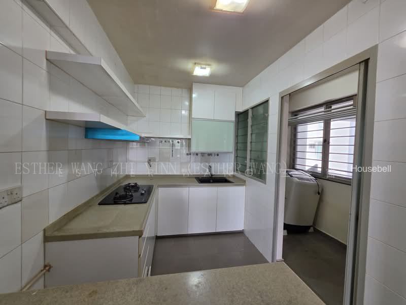 305B Punggol Road, S$ 710,000, 990 sqft, 组屋 - 4 Premium