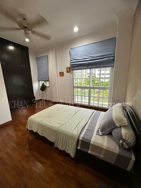 Westwood Park, S$ 1,550 /月, 有地 - Terraced House