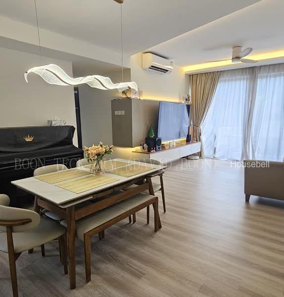 Grandeur 8