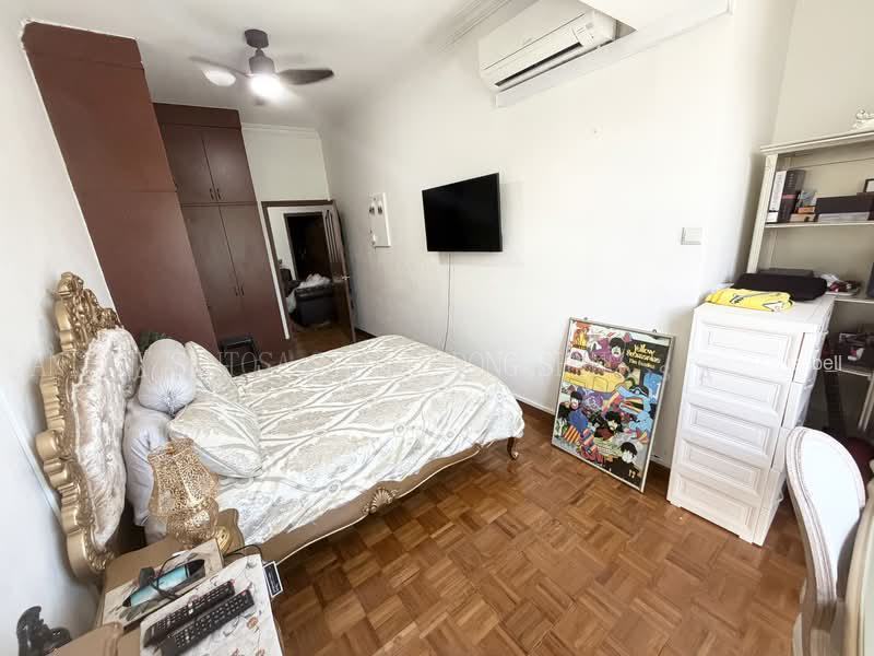 71 Bedok Ria Crescent, S$ 1,200 (最低价格) /月, 150 sqft, 有地 - Semi-Detached House