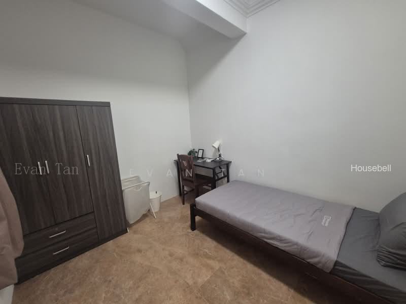 Changi Court, S$ 1,160 /月, 公寓 - Condominium