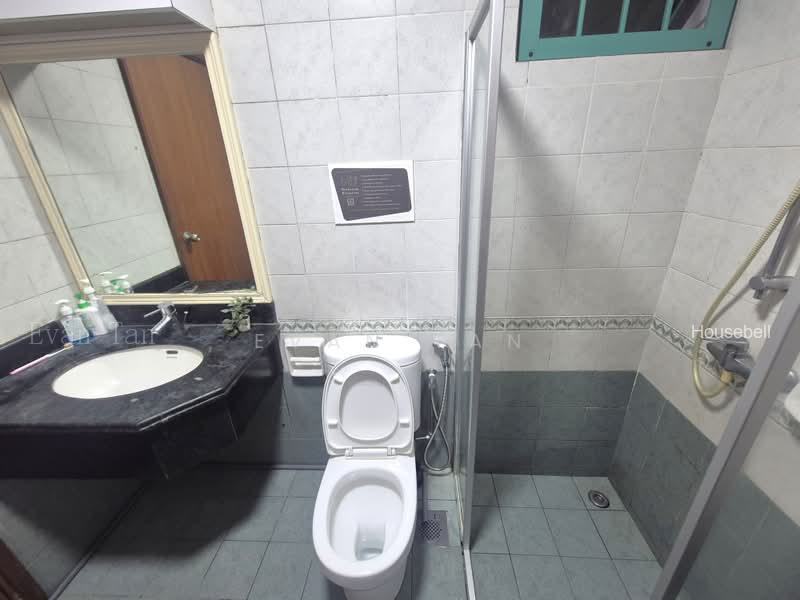 Changi Court, S$ 1,160 /月, 公寓 - Condominium