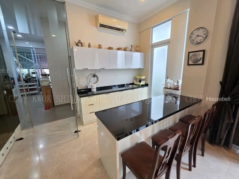 2.5 LEVEL SEMI-D, TAVISTOCK AVENUE! MRT! BUILT 2010! GOOD VALUE!, S$ 6,580,000 (可协商价格), 3,000 sqft, 有地 - Semi-Detached House