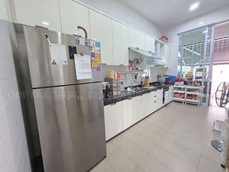 2.5 LEVEL SEMI-D, TAVISTOCK AVENUE! MRT! BUILT 2010! GOOD VALUE!, S$ 6,580,000 (可协商价格), 3,000 sqft, 有地 - Semi-Detached House