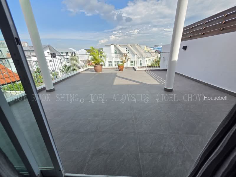 2.5 LEVEL SEMI-D, TAVISTOCK AVENUE! MRT! BUILT 2010! GOOD VALUE!, S$ 6,580,000 (可协商价格), 3,000 sqft, 有地 - Semi-Detached House
