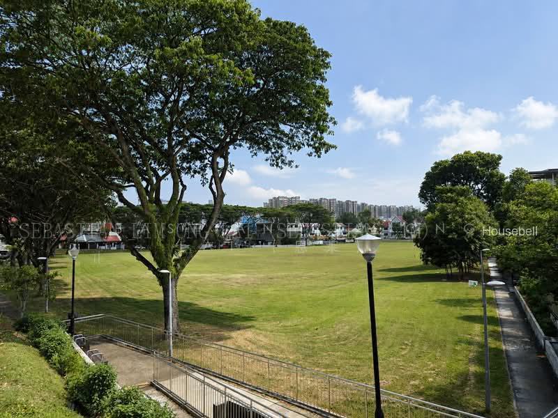 CHEAP Freehold Semi D, large land plot!