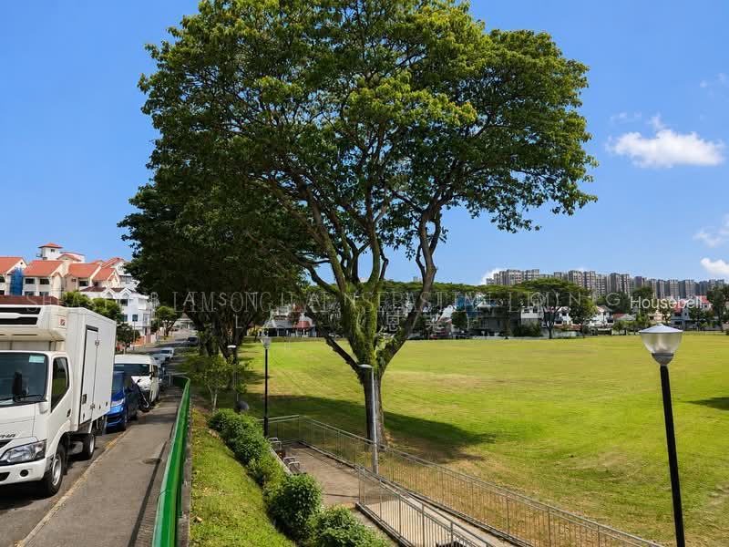 CHEAP Freehold Semi D, large land plot!, S$ 6,000,000, 3,000 sqft, 有地 - Semi-Detached House