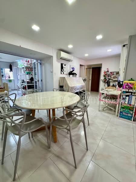 107 Potong Pasir Avenue 1, S$ 800,000, 1,109 sqft, 组屋 - 4 A