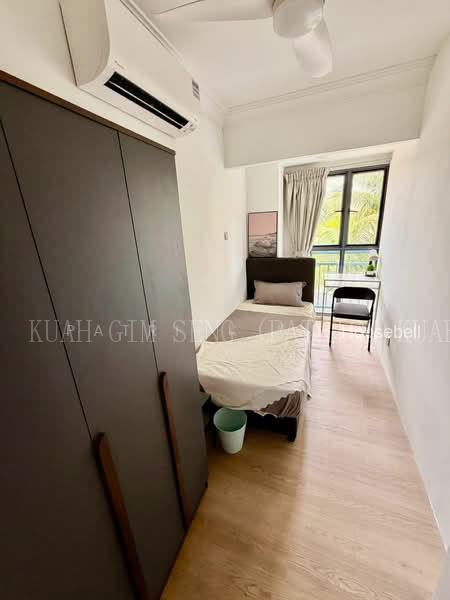 Aquarius By The Park, S$ 1,399 /mo, 120 sqft, Condos - Condominium