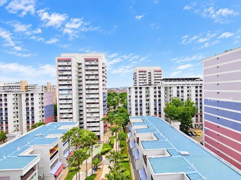 649 Hougang Avenue 8