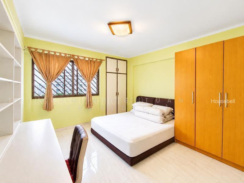 649 Hougang Avenue 8, S$ 788,000 (Negotiable), 1,292 sqft, HDB - 5 A