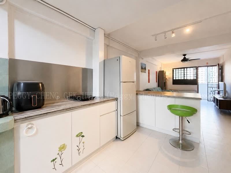 16 Upper Boon Keng Road, S$ 450,000, 700 sqft, 组屋 - 3 I