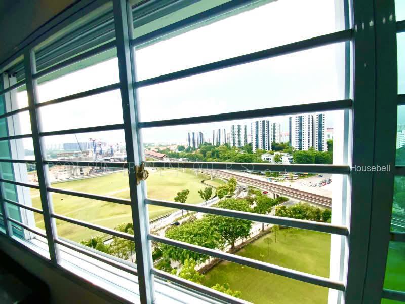 116 Jurong East Street 13