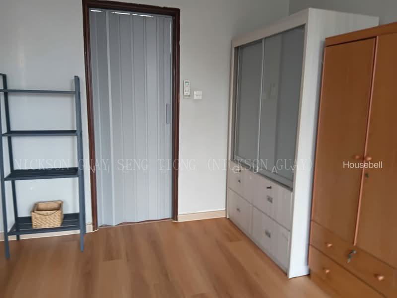 Spacious Master bedroom with attach bathroom available for rent! 014, S$ 2,100 /月, 1,200 sqft, 公寓 - Condominium