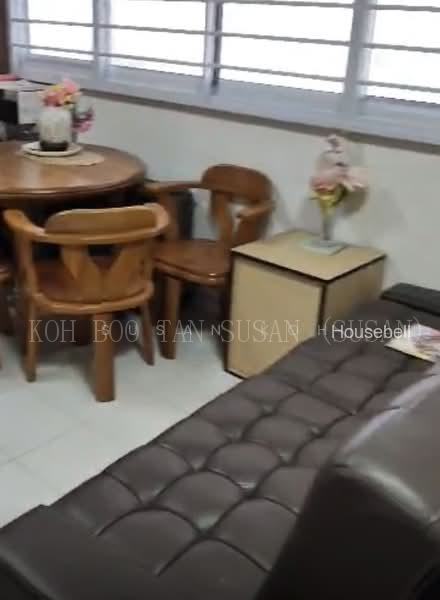 625 Yishun Street 61, S$ 700 /月, 100 sqft, 组屋 - 4 S