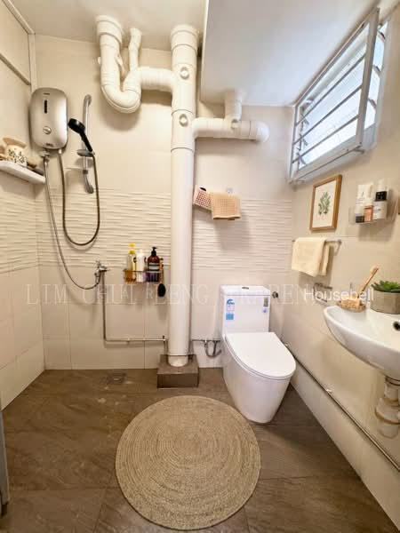 553 Ang Mo Kio Avenue 10, S$ 750,000, 1,280 sqft, HDB - 5 I