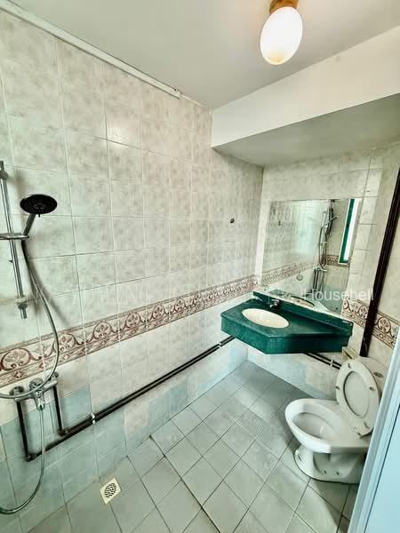 Wing Fong Mansions, S$ 1,200 (Starting From) /mo, 150 sqft, Condos - Apartment