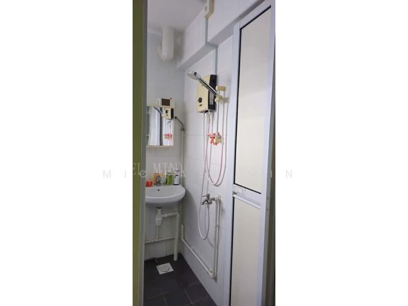 147 Yishun Street 11, S$ 1,350 (最低价格) /月, 150 sqft, 组屋 - 3 NG