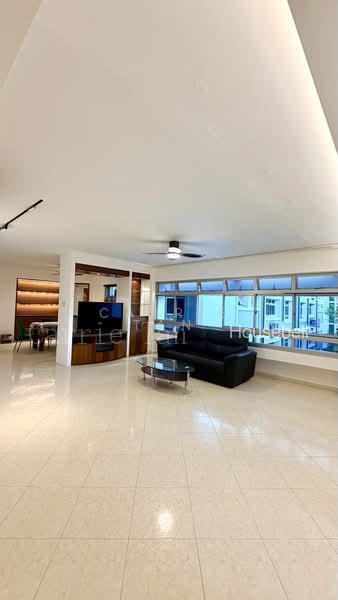 647 Pasir Ris Drive 10, S$ 4,000 (可协商价格) /月, 1,560 sqft, 组屋 - Executive Apartment