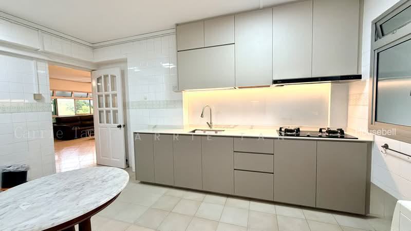 647 Pasir Ris Drive 10(3)