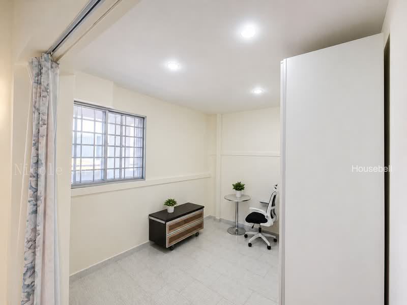 407 Serangoon Avenue 1(4)