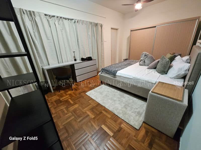 Master Bedroom and 4 Common Rooms available for rent in Bukit Purmei area, 050, S$ 2,600 /月, 180 sqft, 公寓 - Condominium