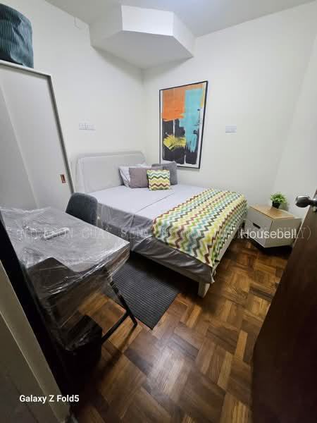 Master Bedroom and 4 Common Rooms available for rent in Bukit Purmei area, 050, S$ 2,600 /月, 180 sqft, 公寓 - Condominium