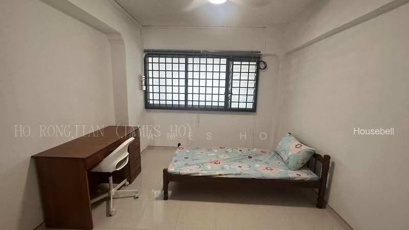 412 Choa Chu Kang Avenue 3, S$ 750 (最低价格) /月, 200 sqft, 组屋 - 4 A