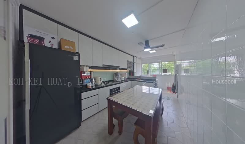 547 Ang Mo Kio Avenue 10, S$ 568,000, 990 sqft, HDB - 4 NG