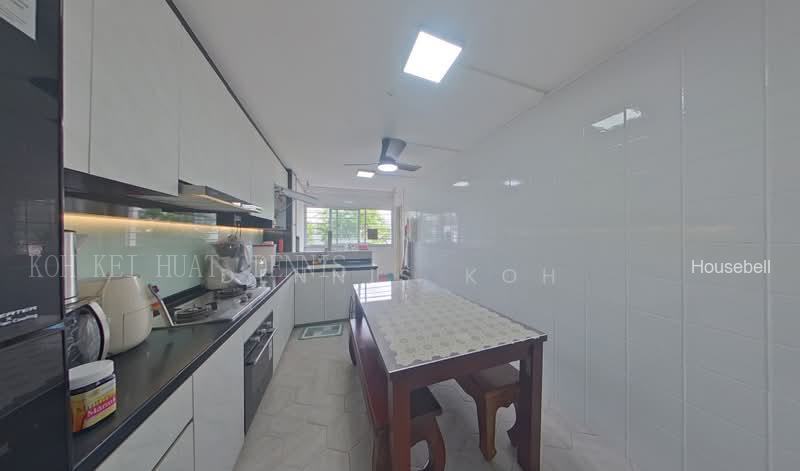 547 Ang Mo Kio Avenue 10, S$ 568,000, 990 sqft, HDB - 4 NG