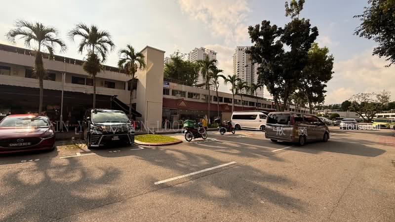 320 Ang Mo Kio Avenue 1(1)