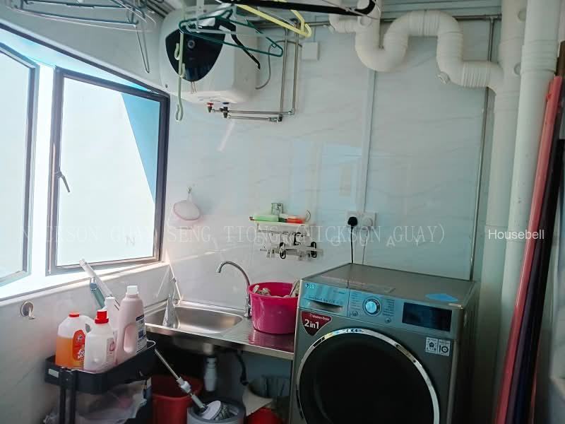 Master Bedroom and Common Room available for rent in Jurong West area, 057(6)