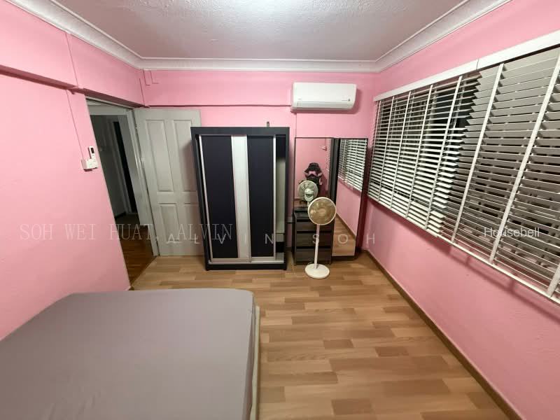 558 Jurong West Street 42, S$ 1,100 (Negotiable) /mo, 110 sqft, HDB - Executive Maisonette