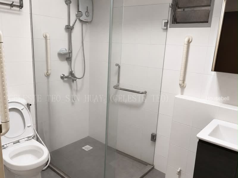 273D Punggol Place, S$ 1,000 /mo, 120 sqft, HDB - 4 A