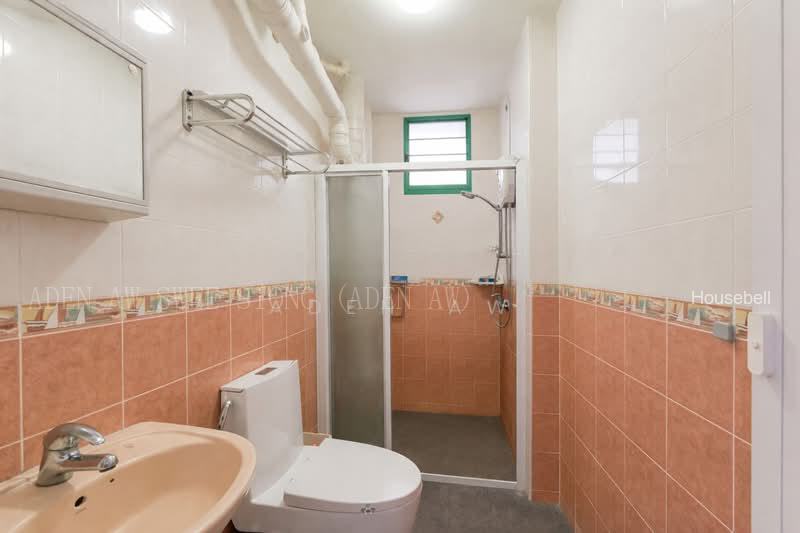 484 Segar Road, S$ 679,999 (可协商价格), 1,377 sqft, 组屋 - Executive Apartment