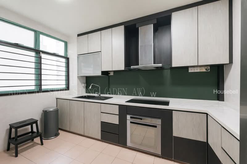 484 Segar Road, S$ 679,999 (可协商价格), 1,377 sqft, 组屋 - Executive Apartment