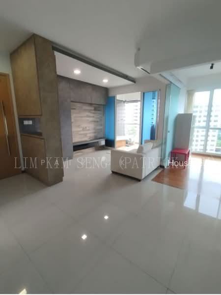 The Tampines Trilliant, S$ 4,200 /mo, 872 sqft, Condos - Executive Condominium